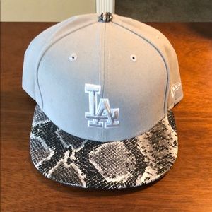 LA Dodgers baseball hat cap. Size 7 3/4. Snake